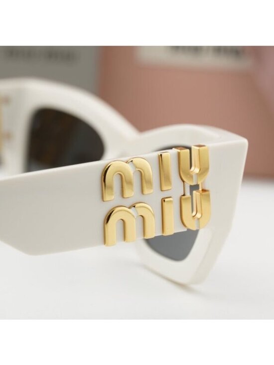 Miu Miu MU09WS 1425S0 Cat Eye Sunglasses – White/Dark Grey main image 10